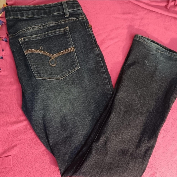 Lee Midrise Jeans - Picture 3 of 8